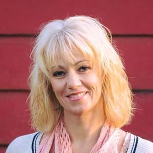 Meet your Posher, Kandi